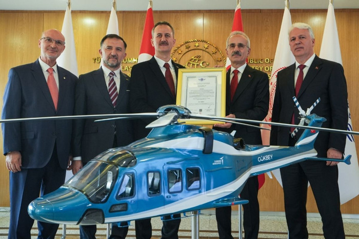 Türkiye'nin yerli ve milli ilk helikopteri GÖKBEY, Tip Sertifikası aldı 