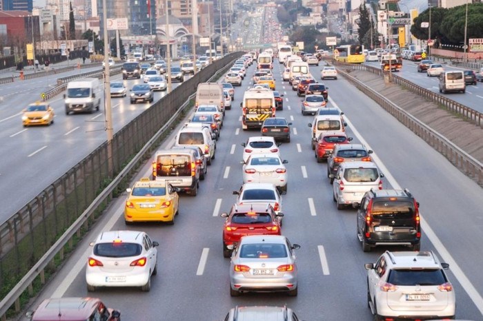 Bayram trafiğine karşı önlem, 67 binden fazla trafik personeli görev yapacak