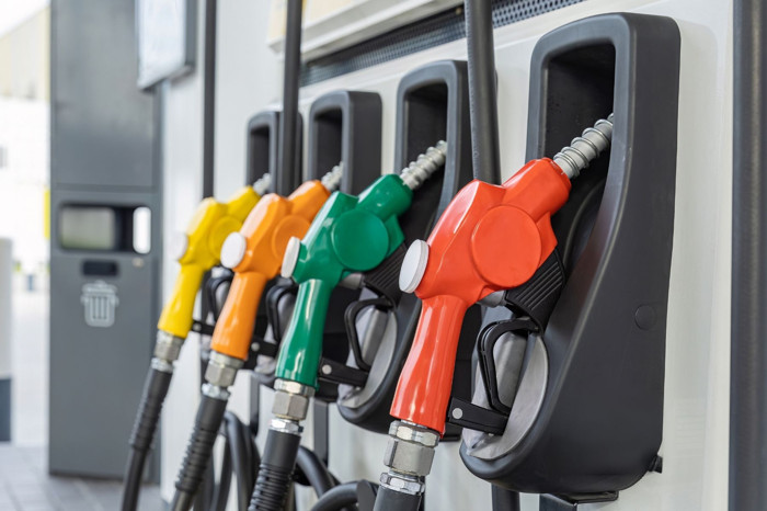 Orta Doğu gerilimi akaryakıta zam olarak yansıdı, motorin 70 lirayı aştı