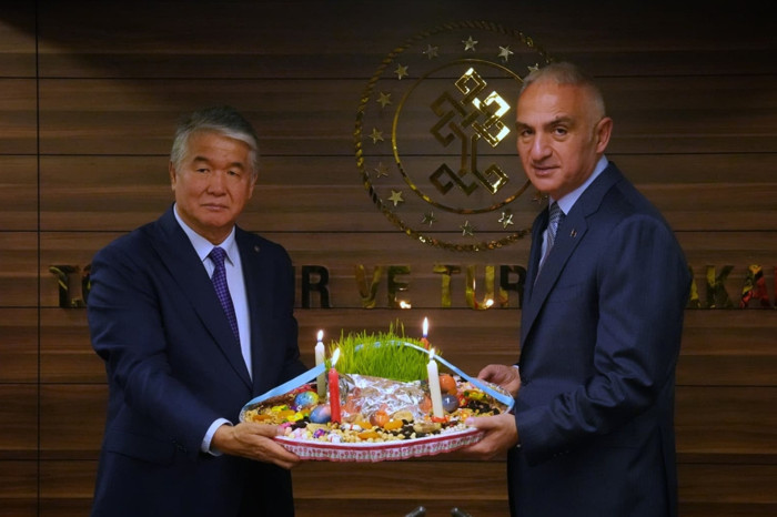 Kültür ve Turizm Bakanı Mehmet Nuri Ersoy, Nevruz programında Türk dünyasına birlik çağrısı yaptı