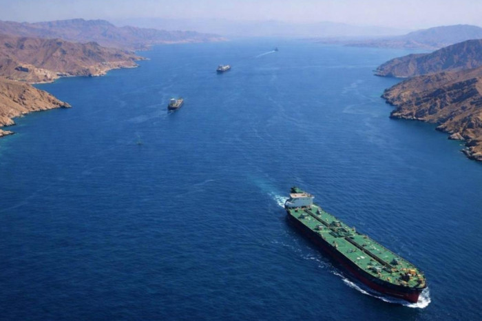 Güney Kore'nin Hürmüz Boğazı'ndan geçiş için İran dahil ilgili ülkelerle görüştüğü bildirildi