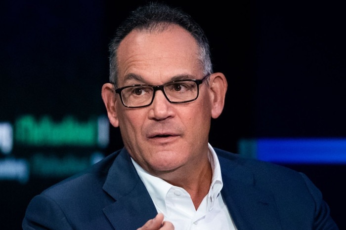 Rakiplerine acımasızlığıyla tanınan AVM kralı David Simon, 64 yaşında pankreas kanseriyle mücadele sonrası hayatını kaybetti