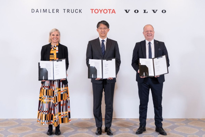 Toyota, Daimler Truck ve Volvo Group, ağır ticari araçlarda hidrojen dönüşümü için güçlerini birleştirdi