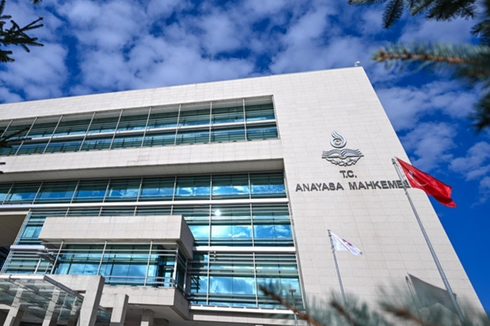 AYM, Spor Kulüpleri Ve Federasyonları Kanunu’ndaki TFF tahkim kurulu düzenlemeleri de dahil bazı hükümleri Anayasa’ya aykırı bularak iptal etti