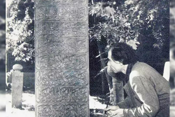 Cemaleddin Server Revnakoğlu’nun devasa arşivi ve "Kaybolan Dünya"nın muhafızlığı