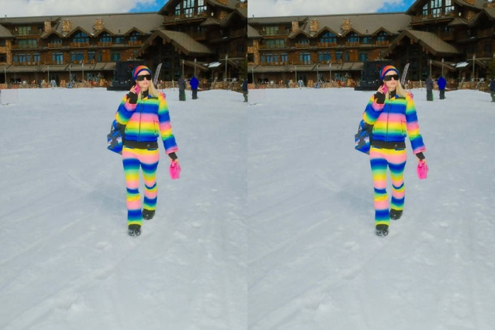 Paris Hilton, renkli tulumu ile kayak keyfinde