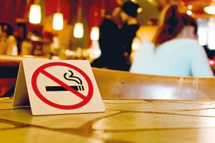 Yeni tütün yasasıyla kamusal alanlarda sigara kullanımı büyük ölçüde sona eriyor