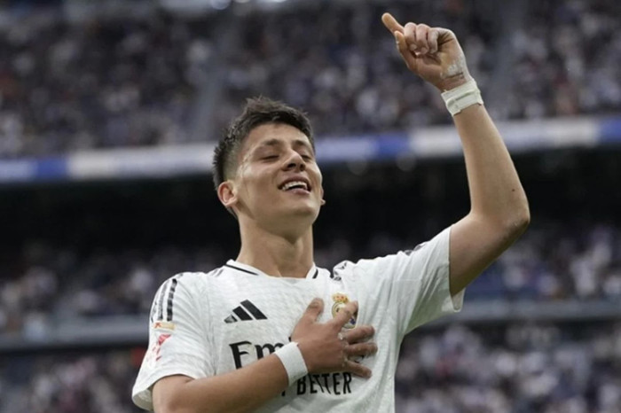 Arda Güler, Şampiyonlar Ligi yarı final maçının birinci dakikasında Bayern Münih filelerini havalandırdı