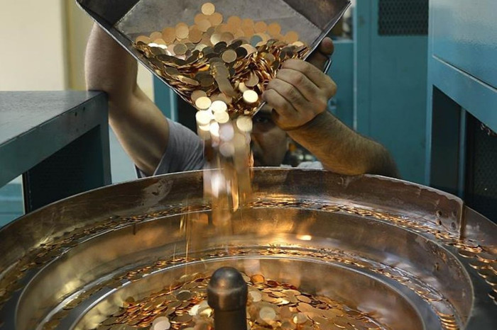 Darphane ilk çeyrekte 5 milyondan fazla altın bastı, en büyük pay ise çeyreğin oldu