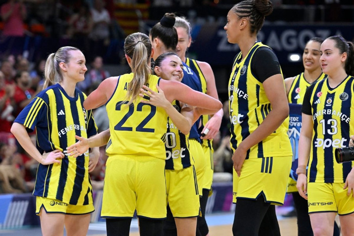Fenerbahçe Opet, FIBA Kadınlar Avrupa Ligi'nde finale çıktı