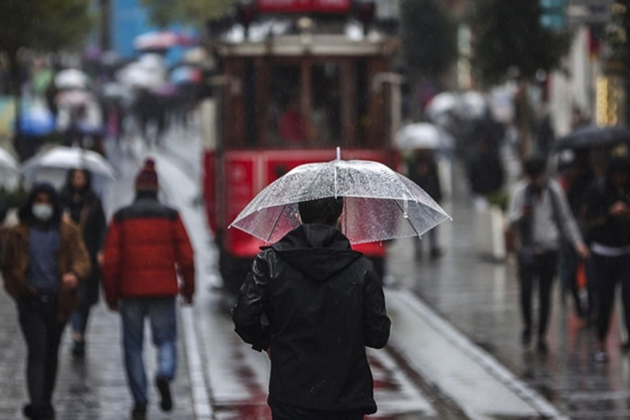 AKOM'dan uyarı, İstanbul'un havası kışa dönüyor