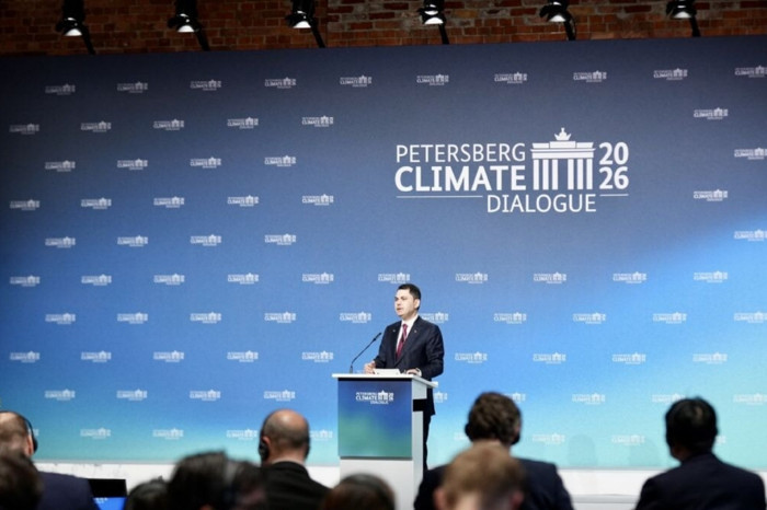 Petersberg İklim Diyaloğu Berlin’de başladı Türkiye de zirvede yerini aldı