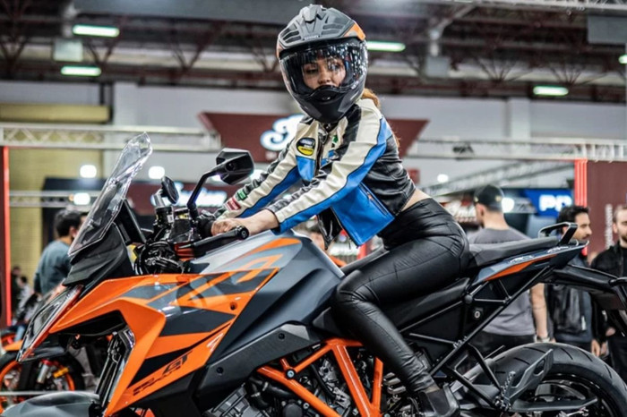 Motosiklet tutkunlarını bir araya getiren Motobike İstanbul fuarı kapılarını açtı