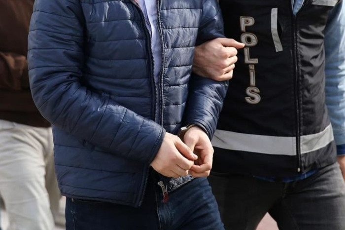 5 ilde düzenlenen operasyonda orman şefleri ve muhtarlara rüşvet tutuklaması