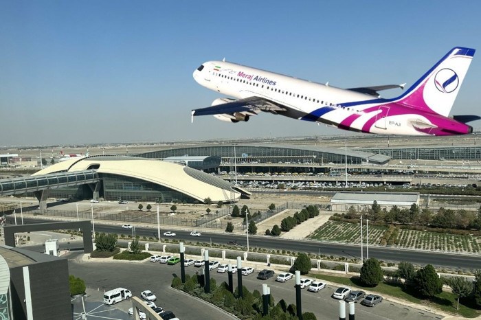 İran dış hat uçuşlarını yeniden başlattı ve ilk uçuş İstanbul'a gerçekleşti