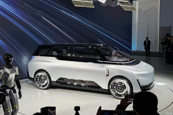 Geely, Çin'in ilk yerli robotaksisi olan Eva Cab prototipini tanıttı