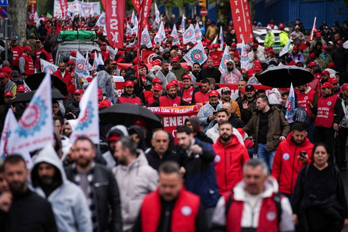 İstanbul'da 1 Mayıs'ta gözaltına alınanlar serbest bırakıldı
