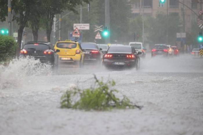 Meteoroloji Genel Müdürlüğü sağanak yağış nedeniyle 39 ili sarı kodla uyardı