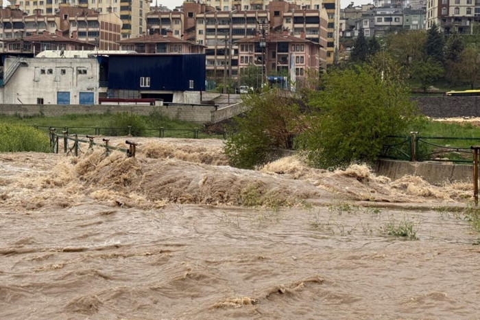 Türkiye genelinde nisan ayında 148 şiddetli meteorolojik olay meydana geldi