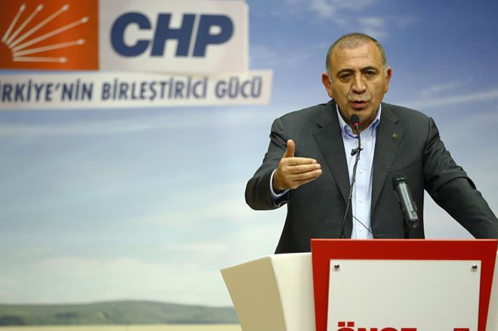 CHP'de mutlak butlan kararıyla Gürsel Tekin’in kayyumluğu da sona erdi