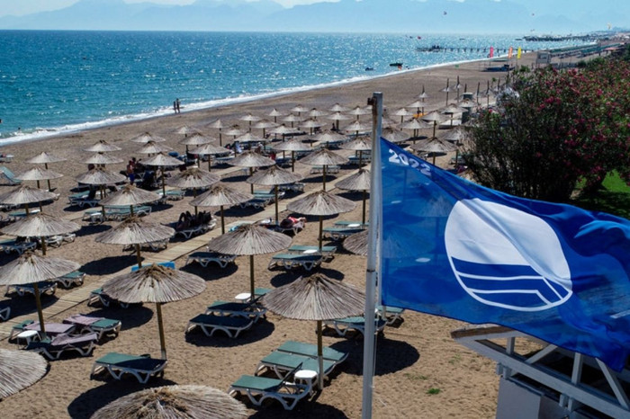 Antalya 232 mavi bayraklı plajıyla dünyada ilk sırada yer alıyor