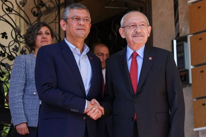 Özgür Özel ve Kemal Kılıçdaroğlu görüştü, 'en uygun zamanda kurultay' konuşuldu