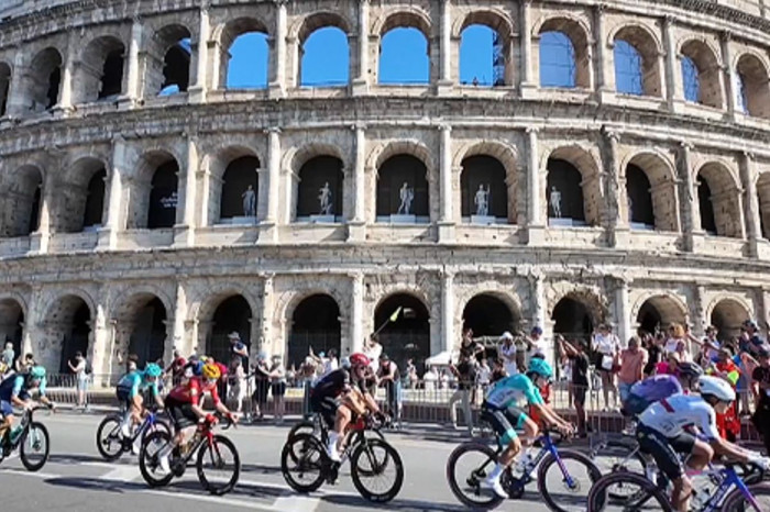 İtalya Bisiklet Turu’nun son etabı Roma'da yapıldı