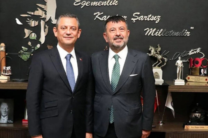 Özgür Özel ve Veli Ağbaba hakkında yürütülen iki soruşturmada 'yetkisizlik' kararı verildi, dosya Ankara Cumhuriyet Başsavcılığı'na gönderidi