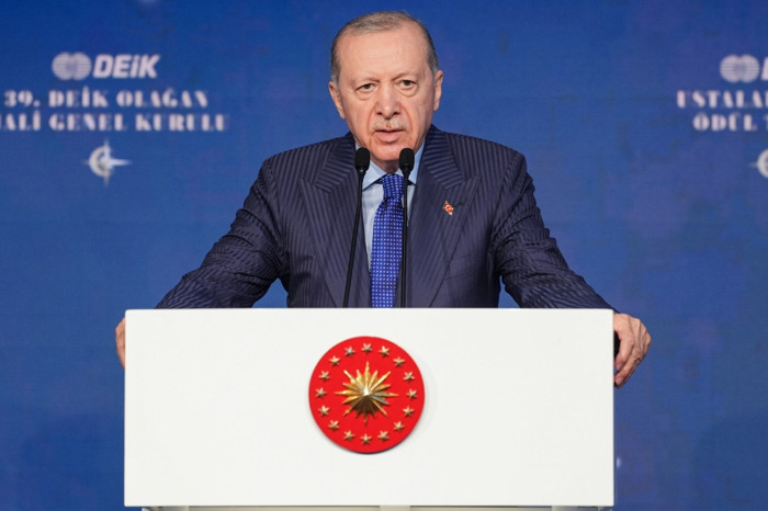 Cumhurbaşkanı Recep Tayyip Erdoğan, dünyayı sarsan belirsizliklere rağmen Türkiye 23 çeyrektir kesintisiz büyümesini sürdürüyor, dedi