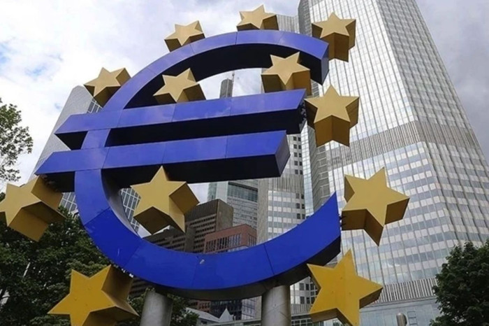 Avrupa Merkez Bankası 33 ay sonra faiz arttırdı