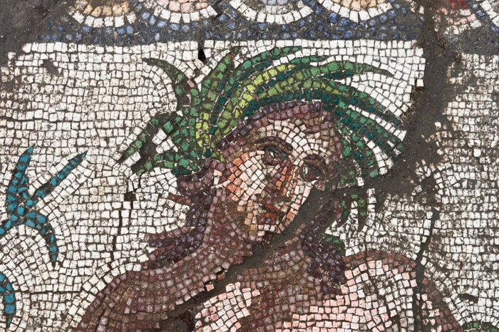 Aspendos’ta milattan sonra 3’üncü yüzyıla ait nadir bir nehir tanrısı betimlemesi ortaya çıkarıldı