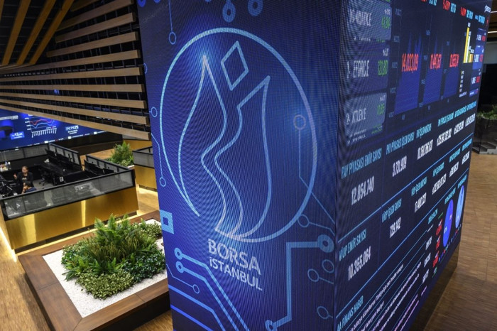 Yabancıdan borsada yaklaşık 118 milyon dolarlık satış, tahvilde ise yaklaşık 429 milyon dolarlık alım