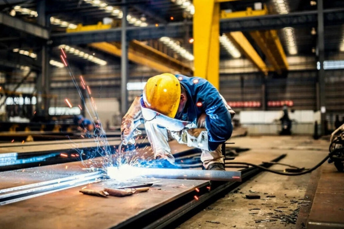 Güven endeksi haziranda hizmet, inşaat ve perakende ticarette arttı
