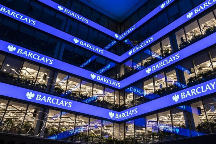 İngiliz bankası Barclays, 21 yıldır kiracı olduğu genel merkez binasını 999 yıllığına kiraladı