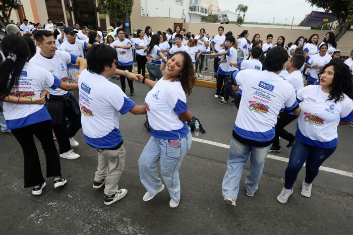 Peru’da dünyanın en büyük salsa etkinliği düzenlendi