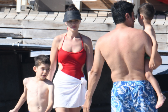 Burak Özçivit ve Fahriye Evcen'in Bodrum'da keyifli tatili