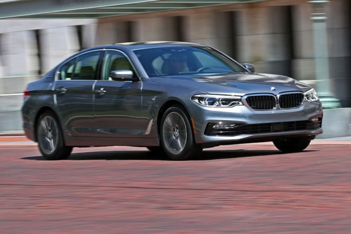 BMW, ABD'deki 29 binden fazla aracını geri çağırıyor