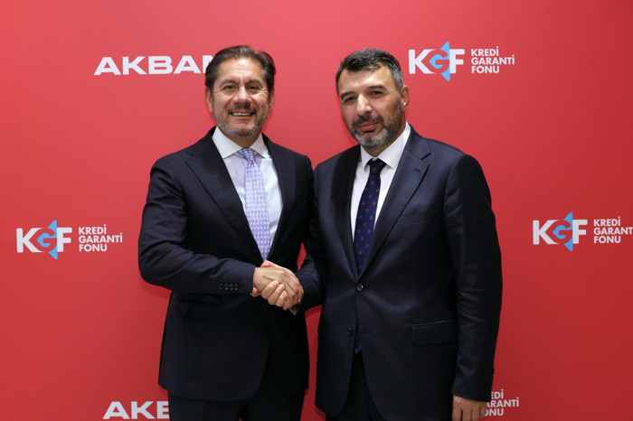 Akbank ve KGF iş birliğiyle KOBİ’ler, Dijital KGF kredisine Akbank Mobil üzerinden dakikalar içinde ulaşabilecek