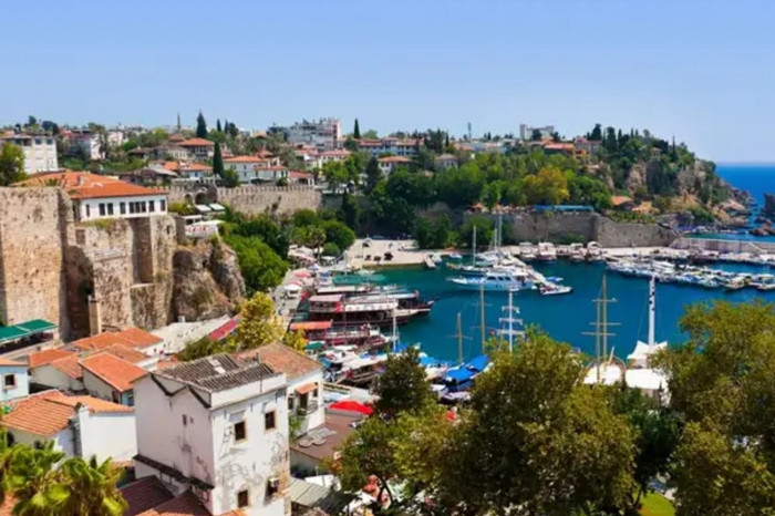 Yerli turist otel yerine yine arkadaş ve akraba evini seçti, ilk çeyrekte seyahat harcamaları 102 milyar lirayı aştı