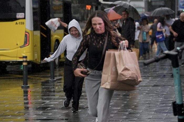 Ankara ve İstanbul dahil pek çok ilde sel zararı