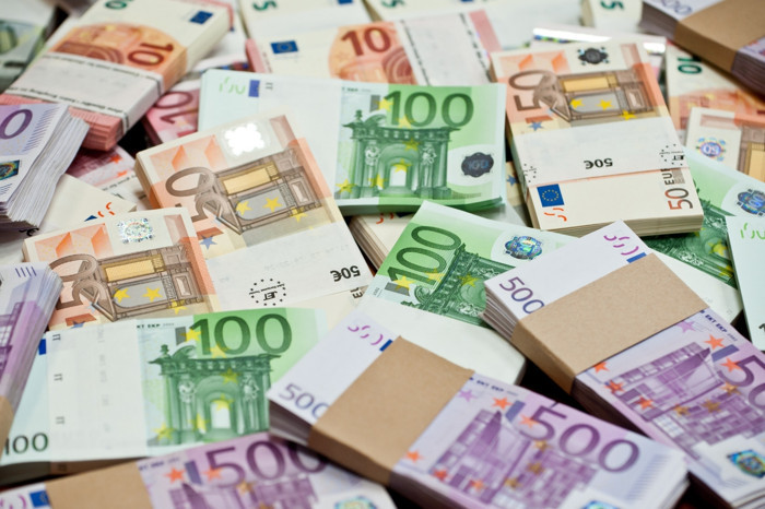 AB, Rus varlıklarının gelirinden Ukrayna'ya 1,4 milyar Euro aktaracak