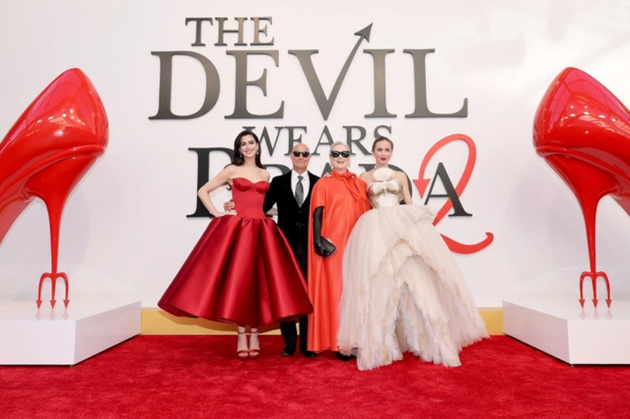 'Şeytan Marka Giyer 2' kostümleri Christie's müzayedesinde satışa çıkıyor