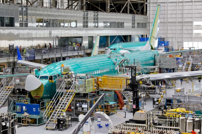 Federal Havacılık İdaresi acil inceleme talimatı verdi, Boeing 737 MAX uçaklarında çatlak paniği