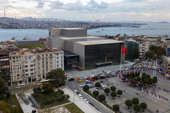 AKM’de açık hava sineması yaz boyunca devam edecek