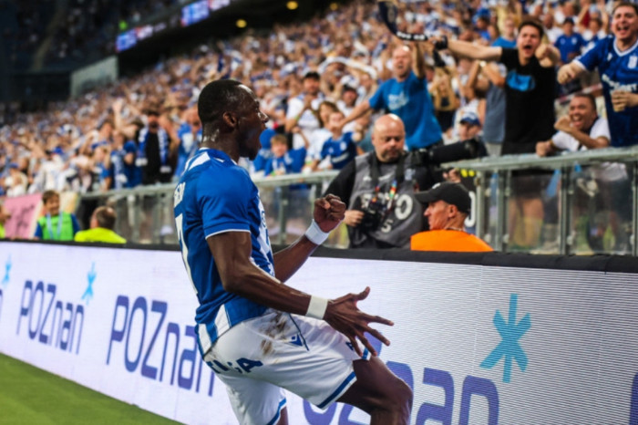 Lech Poznan Klaksvik’i 5-0 yenerek UEFA Avrupa Ligi’nde play-off turuna yükseldi