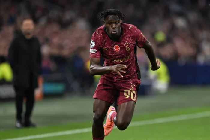 Singo için 40 milyon euroluk teklifin sahibi ortaya çıktı, Galatasaray'ın yıldızına Newcastle United talip