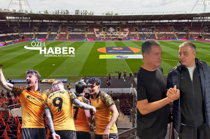 Hull City, Premier Lig'teki ilk maçında Manchester United karşısında, takımın patronu Acun Ilıcalı PD'ye 'Gurur doluyum' dedi