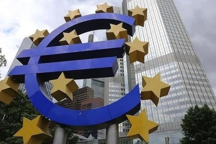 Euro Bölgesi'nde ekonomiye güven ağustosta yükseldi