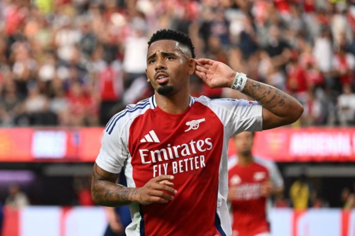 Barcelona, Arsenal'den Gabriel Jesus'u kadrosuna kattı