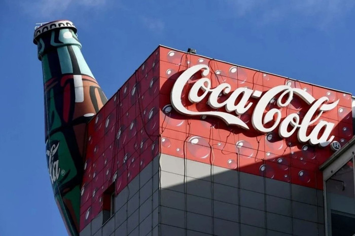 Coca-Cola İçecek'te Hasan Ellialtı Türkiye Genel Müdürlüğü'nden ayrıldı, yerine Doğa Erzi geldi